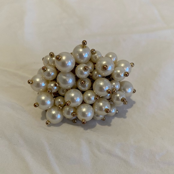 Pearl Cluster Cocktail Ring - Picture 4 of 4